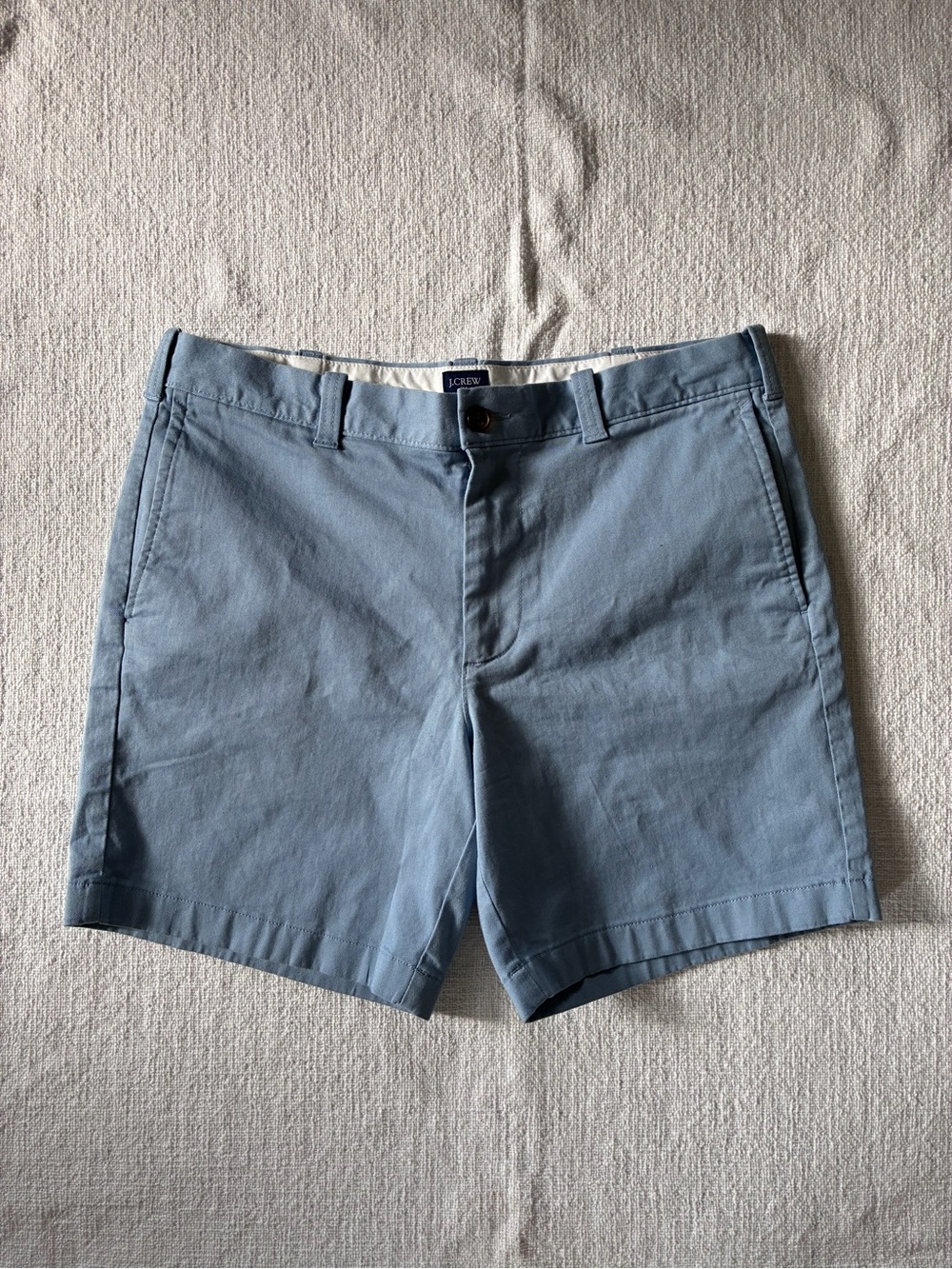 J. Crew Men’s 7” Chino short